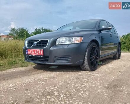 Сірий Вольво V50, об'ємом двигуна 1.6 л та пробігом 245 тис. км за 6500 $, фото 4 на Automoto.ua