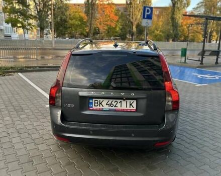 Сірий Вольво V50, об'ємом двигуна 2 л та пробігом 253 тис. км за 7900 $, фото 17 на Automoto.ua