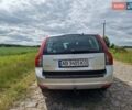 Серый Вольво В50, объемом двигателя 1.56 л и пробегом 275 тыс. км за 7000 $, фото 4 на Automoto.ua