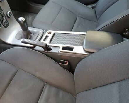 Серый Вольво В50, объемом двигателя 1.56 л и пробегом 383 тыс. км за 6200 $, фото 11 на Automoto.ua