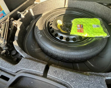 Серый Вольво В50, объемом двигателя 1.98 л и пробегом 205 тыс. км за 6500 $, фото 15 на Automoto.ua