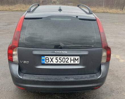 Серый Вольво В50, объемом двигателя 1.56 л и пробегом 263 тыс. км за 5500 $, фото 3 на Automoto.ua