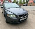 Серый Вольво В50, объемом двигателя 1.56 л и пробегом 289 тыс. км за 5900 $, фото 1 на Automoto.ua