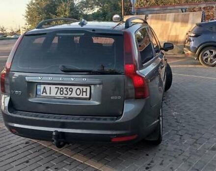 Сірий Вольво V50, об'ємом двигуна 2 л та пробігом 416 тис. км за 6900 $, фото 7 на Automoto.ua