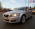 Серый Вольво В50, объемом двигателя 2 л и пробегом 265 тыс. км за 7200 $, фото 4 на Automoto.ua