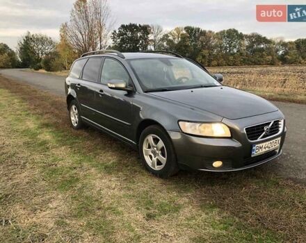 Серый Вольво В50, объемом двигателя 1.6 л и пробегом 260 тыс. км за 7000 $, фото 4 на Automoto.ua