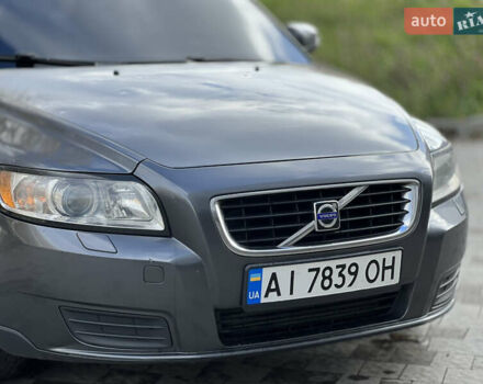 Вольво В50 2008 в Новояворовск на Automoto.ua Серый Вольво В50, объемом двигателя 2 л и пробегом 420 тыс. км за 5600 $, фото 5 на Automoto.ua