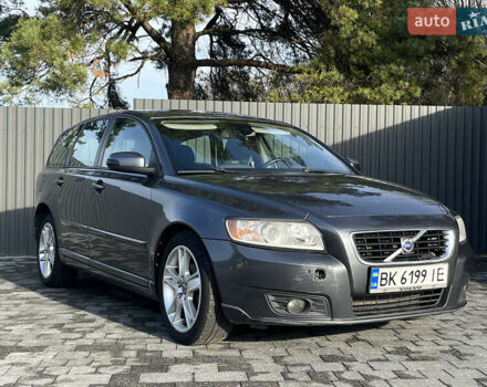Сірий Вольво V50, об'ємом двигуна 1.6 л та пробігом 232 тис. км за 4800 $, фото 3 на Automoto.ua