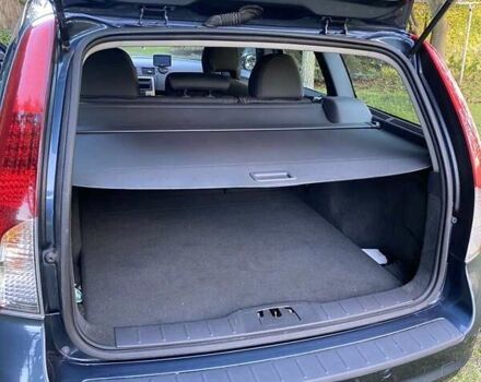 Серый Вольво В50, объемом двигателя 1.56 л и пробегом 156 тыс. км за 6500 $, фото 16 на Automoto.ua