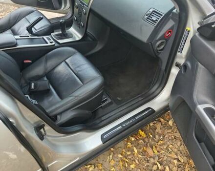 Серый Вольво В50, объемом двигателя 1.56 л и пробегом 280 тыс. км за 5700 $, фото 15 на Automoto.ua