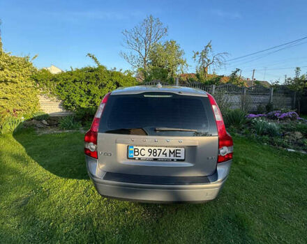 Серый Вольво В50, объемом двигателя 1.6 л и пробегом 276 тыс. км за 5800 $, фото 8 на Automoto.ua