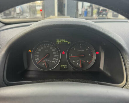 Серый Вольво В50, объемом двигателя 1.6 л и пробегом 321 тыс. км за 4000 $, фото 14 на Automoto.ua