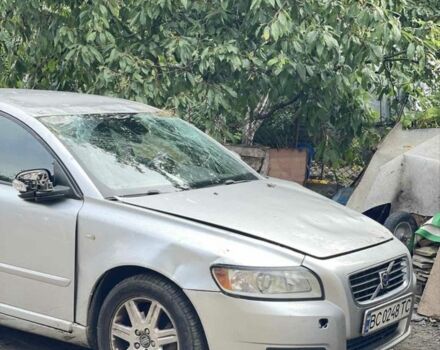 Вольво В50 2008 в Львове на Automoto.ua Серый Вольво В50, объемом двигателя 1.6 л и пробегом 328 тыс. км за 4500 $, фото 4 на Automoto.ua