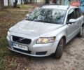 Серый Вольво В50, объемом двигателя 1.56 л и пробегом 280 тыс. км за 5700 $, фото 17 на Automoto.ua
