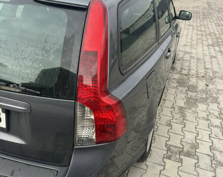 Серый Вольво В50, объемом двигателя 1.6 л и пробегом 323 тыс. км за 4999 $, фото 13 на Automoto.ua