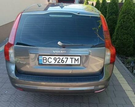 Серый Вольво В50, объемом двигателя 1.56 л и пробегом 383 тыс. км за 6200 $, фото 7 на Automoto.ua