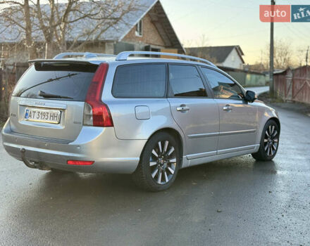 Серый Вольво В50, объемом двигателя 2 л и пробегом 340 тыс. км за 7300 $, фото 3 на Automoto.ua