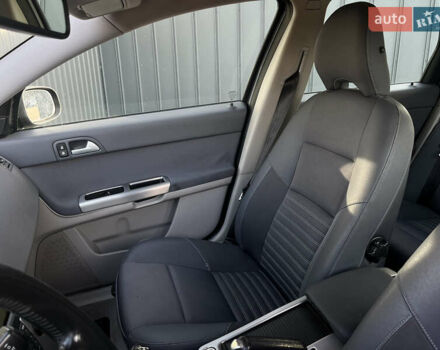 Сірий Вольво V50, об'ємом двигуна 1.6 л та пробігом 232 тис. км за 4800 $, фото 24 на Automoto.ua