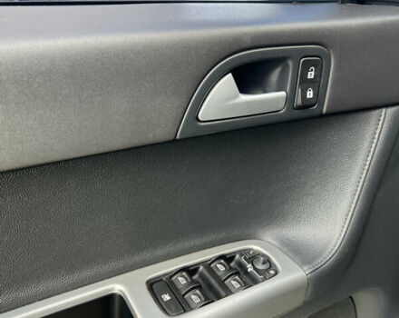 Вольво В50 2008 в Новояворовск на Automoto.ua Серый Вольво В50, объемом двигателя 2 л и пробегом 420 тыс. км за 5600 $, фото 14 на Automoto.ua