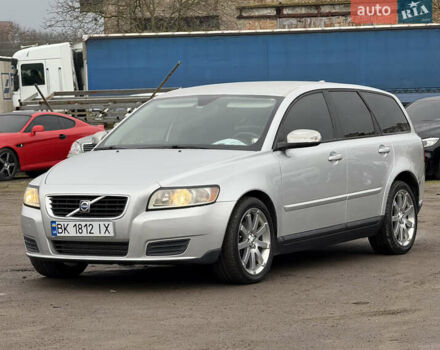 Сірий Вольво V50, об'ємом двигуна 1.6 л та пробігом 230 тис. км за 5999 $, фото 1 на Automoto.ua