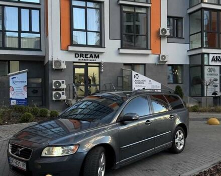 Сірий Вольво V50, об'ємом двигуна 2 л та пробігом 255 тис. км за 7400 $, фото 10 на Automoto.ua