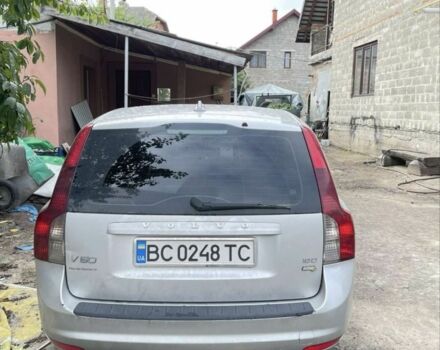 Вольво В50 2008 в Львове на Automoto.ua Серый Вольво В50, объемом двигателя 1.6 л и пробегом 328 тыс. км за 4500 $, фото 7 на Automoto.ua