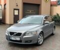 Серый Вольво В50, объемом двигателя 2 л и пробегом 280 тыс. км за 5650 $, фото 2 на Automoto.ua