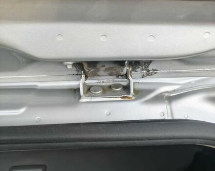 Серый Вольво В50, объемом двигателя 1.56 л и пробегом 280 тыс. км за 5700 $, фото 13 на Automoto.ua