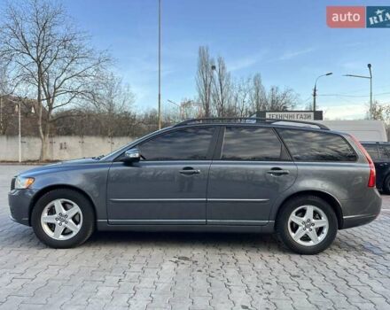 Сірий Вольво V50, об'ємом двигуна 2 л та пробігом 250 тис. км за 8300 $, фото 7 на Automoto.ua