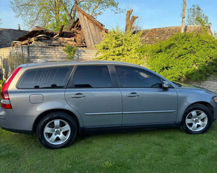 Серый Вольво В50, объемом двигателя 1.6 л и пробегом 276 тыс. км за 5800 $, фото 6 на Automoto.ua