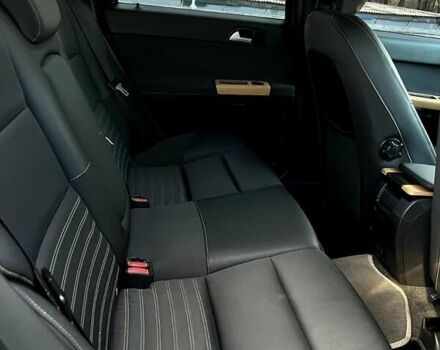 Сірий Вольво V50, об'ємом двигуна 2 л та пробігом 250 тис. км за 8300 $, фото 20 на Automoto.ua