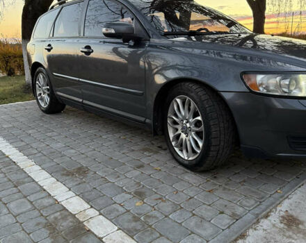 Вольво В50 2008 в Рава-Русская на Automoto.ua Серый Вольво В50, объемом двигателя 2 л и пробегом 418 тыс. км за 5499 $, фото 8 на Automoto.ua