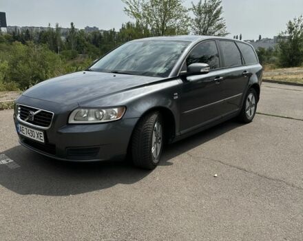 Серый Вольво В50, объемом двигателя 1.6 л и пробегом 270 тыс. км за 6800 $, фото 6 на Automoto.ua