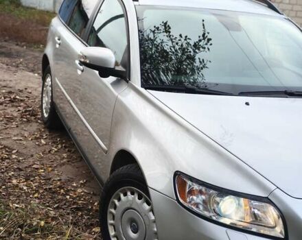 Серый Вольво В50, объемом двигателя 1.56 л и пробегом 280 тыс. км за 5700 $, фото 3 на Automoto.ua