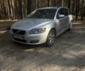 Сірий Вольво V50, об'ємом двигуна 2 л та пробігом 270 тис. км за 4500 $, фото 1 на Automoto.ua