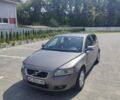 Серый Вольво В50, объемом двигателя 1.6 л и пробегом 244 тыс. км за 6150 $, фото 1 на Automoto.ua