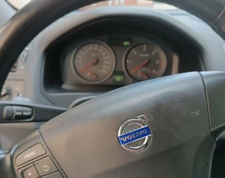 Серый Вольво В50, объемом двигателя 1.56 л и пробегом 383 тыс. км за 6200 $, фото 5 на Automoto.ua