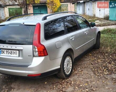 Серый Вольво В50, объемом двигателя 1.56 л и пробегом 280 тыс. км за 5700 $, фото 5 на Automoto.ua