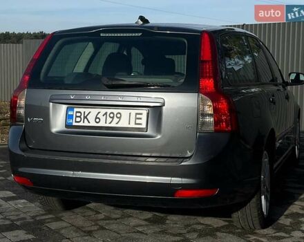 Сірий Вольво V50, об'ємом двигуна 1.6 л та пробігом 232 тис. км за 4800 $, фото 8 на Automoto.ua