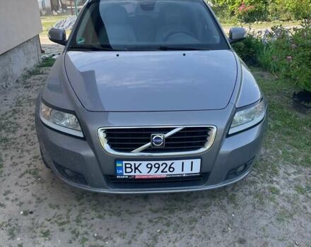 Сірий Вольво V50, об'ємом двигуна 2 л та пробігом 507 тис. км за 6600 $, фото 8 на Automoto.ua