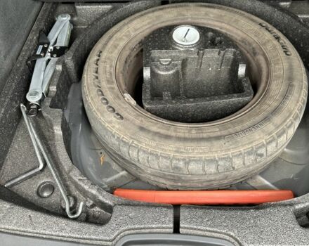 Серый Вольво В50, объемом двигателя 1.6 л и пробегом 270 тыс. км за 6800 $, фото 12 на Automoto.ua