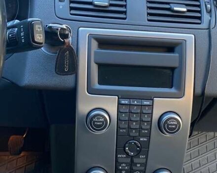 Серый Вольво В50, объемом двигателя 1.56 л и пробегом 156 тыс. км за 6500 $, фото 7 на Automoto.ua