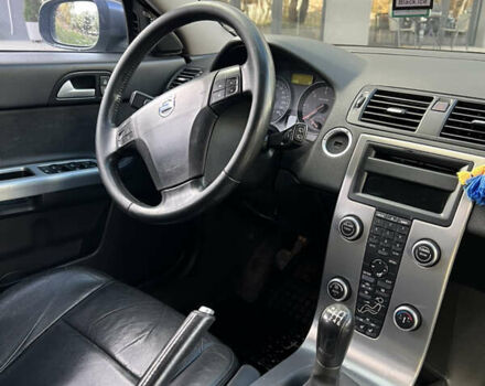 Вольво В50 2008 в Новояворовск на Automoto.ua Серый Вольво В50, объемом двигателя 2 л и пробегом 420 тыс. км за 5600 $, фото 23 на Automoto.ua