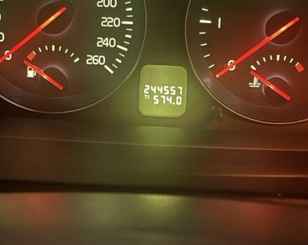 Серый Вольво В50, объемом двигателя 1.6 л и пробегом 245 тыс. км за 7500 $, фото 10 на Automoto.ua