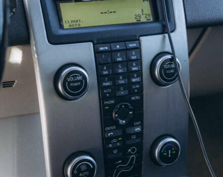 Серый Вольво В50, объемом двигателя 1.6 л и пробегом 280 тыс. км за 6800 $, фото 6 на Automoto.ua