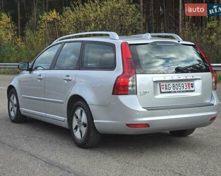 Сірий Вольво V50, об'ємом двигуна 1.6 л та пробігом 223 тис. км за 7799 $, фото 4 на Automoto.ua