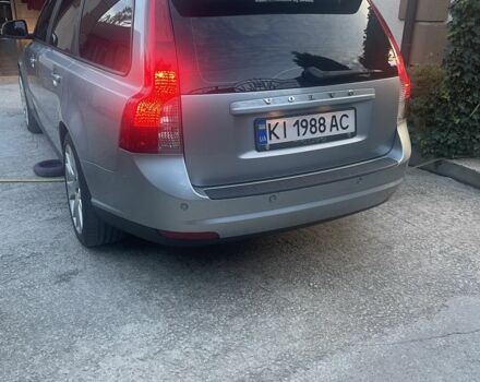 Серый Вольво В50, объемом двигателя 1.6 л и пробегом 245 тыс. км за 7500 $, фото 8 на Automoto.ua