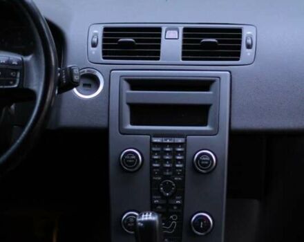 Сірий Вольво V50, об'ємом двигуна 1.6 л та пробігом 235 тис. км за 6000 $, фото 12 на Automoto.ua