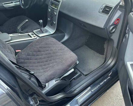 Вольво В50 2009 в Ровно на Automoto.ua Серый Вольво В50, объемом двигателя 1.6 л и пробегом 265 тыс. км за 6450 $, фото 15 на Automoto.ua