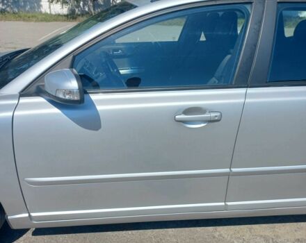 Серый Вольво В50, объемом двигателя 1.6 л и пробегом 228 тыс. км за 7999 $, фото 10 на Automoto.ua